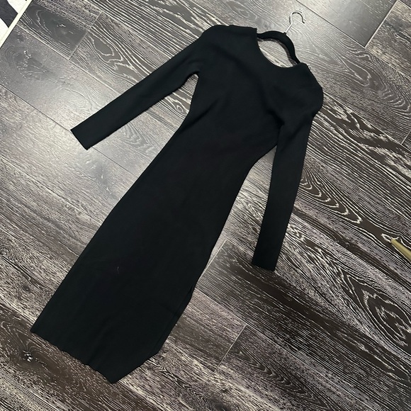 Size medium FORE from Vici dolls, black long sleeve sweater dress - Picture 2 of 9